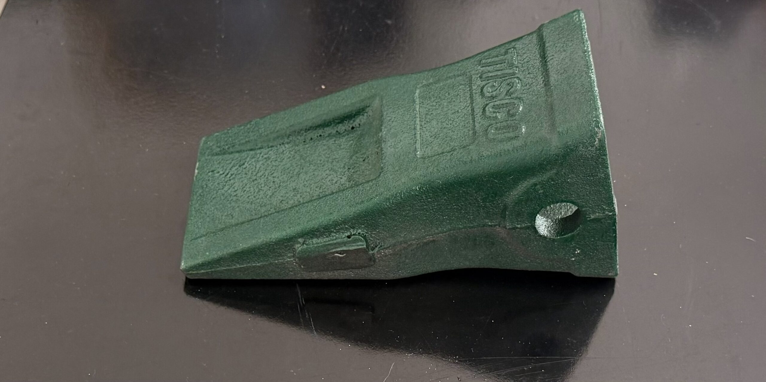 ناخن بیل مکانیکی ۲۲۰ کماتسو